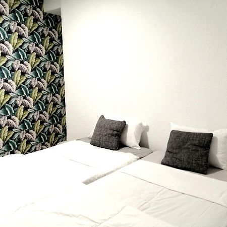La Marina Hostel Alicante Luaran gambar