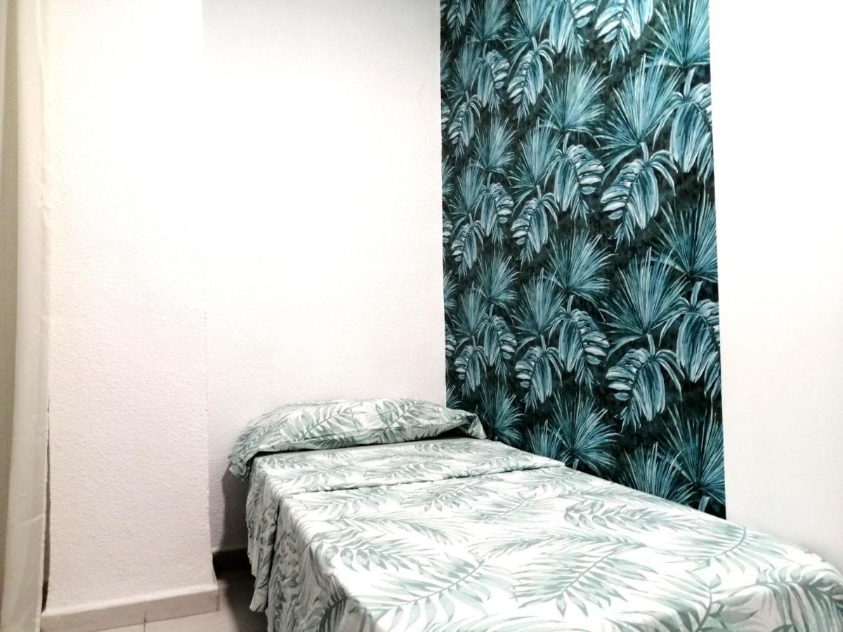 La Marina Hostel Alicante Luaran gambar